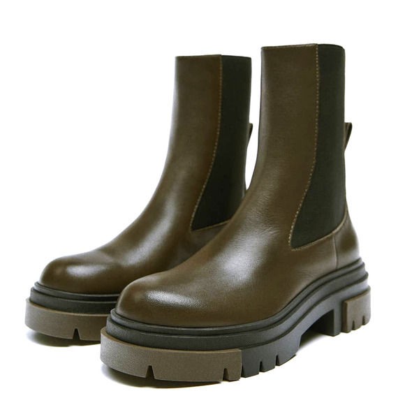 Zara Shoes - Nwt $129  ZARA Brown Leather Ankle Boots w/ Lug Soles     Size:  41 / 10